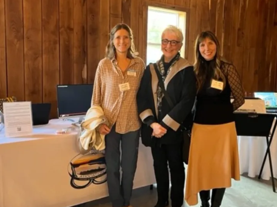 Petition drive at HHLOA